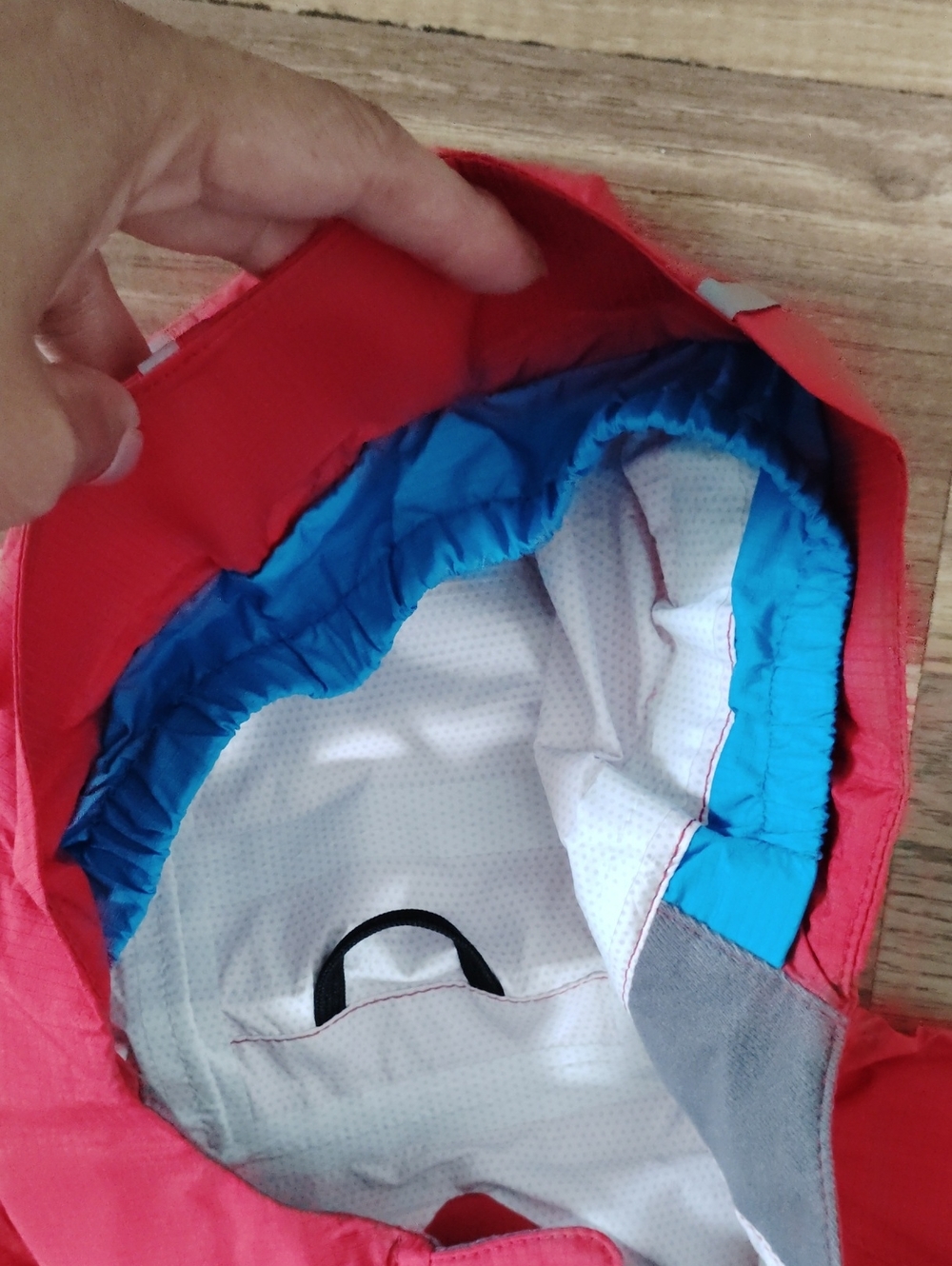Canada Goose Red Kids Hooded Jacket with Teal Trim - Picture 9 of 12